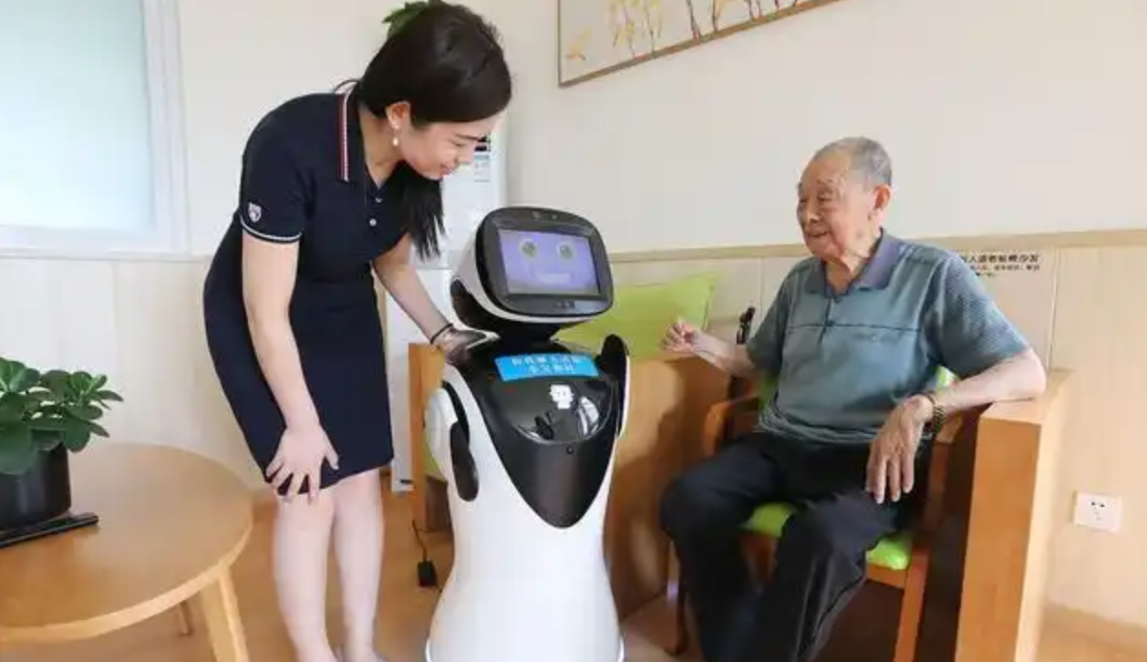 民政一网统管平台上线,统筹机构、社区、家庭养老全业态数字化监管